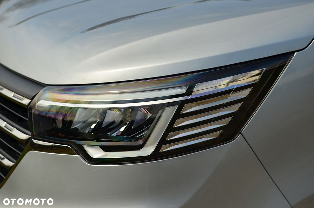 Renault Trafic 2.0 dCi EDC - 12