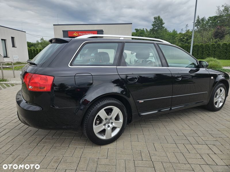 Audi A4 Avant - 16