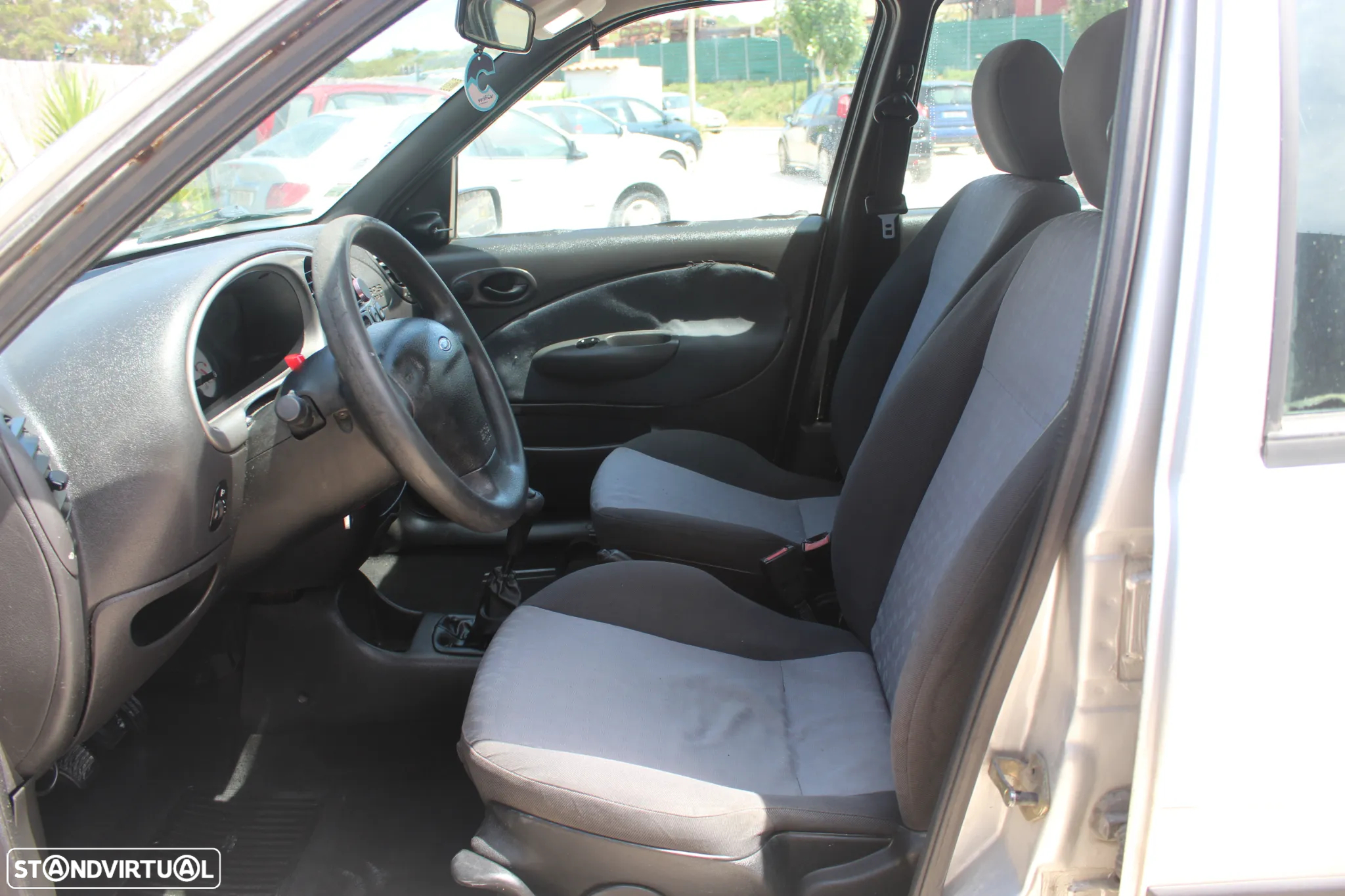 Ford Fiesta - 5