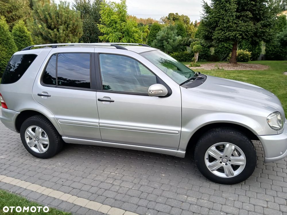Mercedes-Benz ML - 4