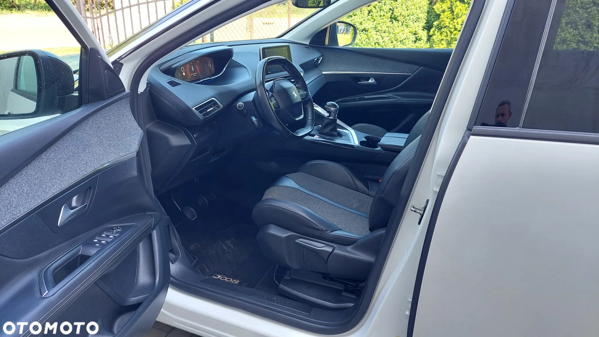 Peugeot 3008 1.2 PureTech Access S&S - 22