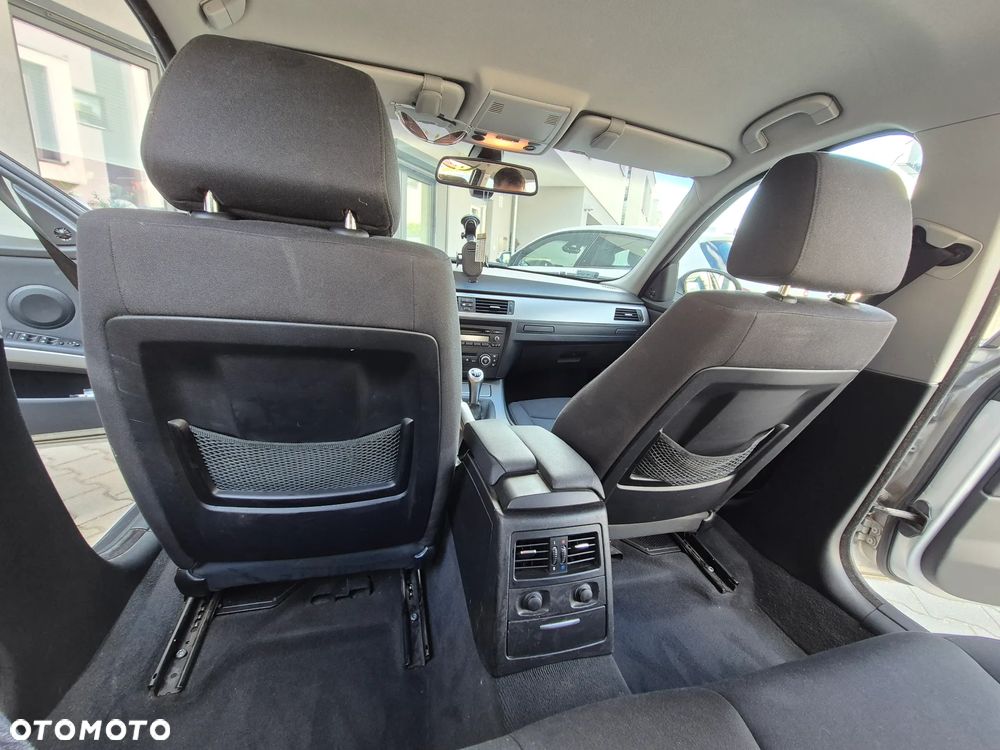 BMW Seria 3 - 14