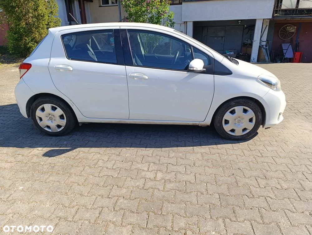 Toyota Yaris 1.0 Active - 2