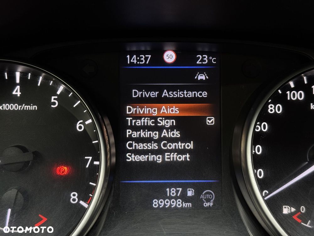 Nissan Qashqai 1.3 DIG-T N-Connecta - 27