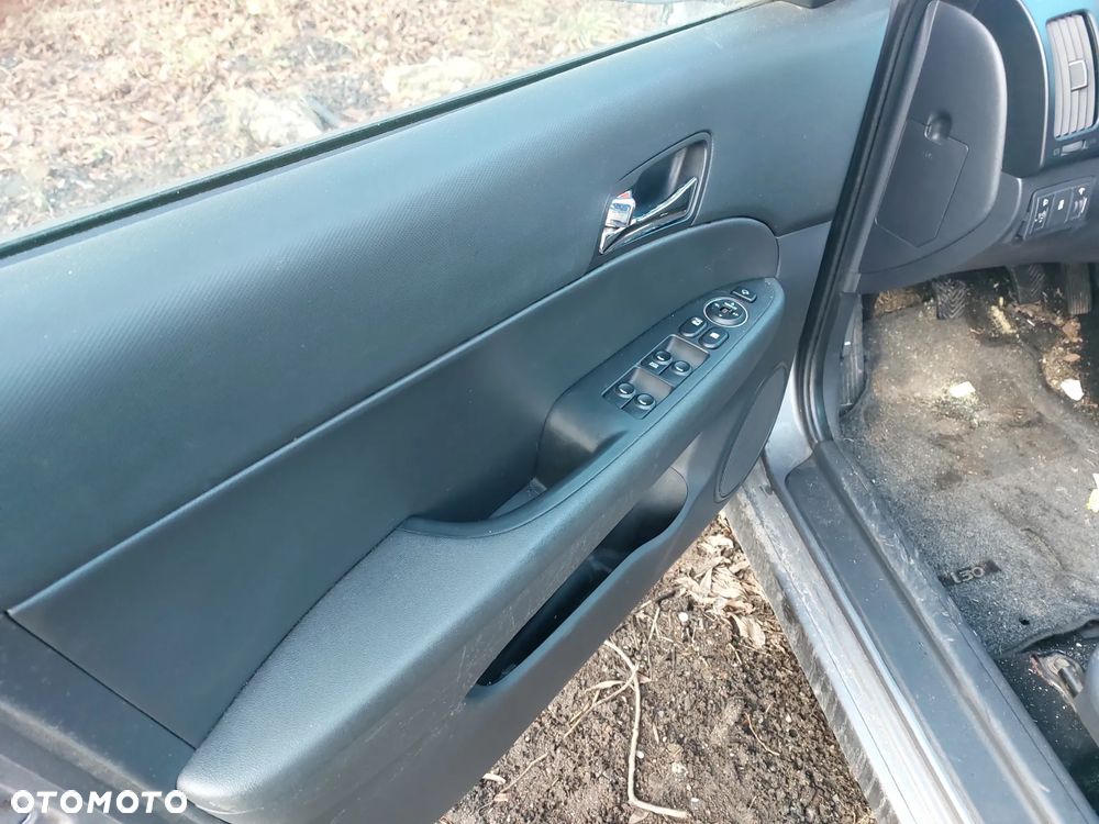 Drzwi HYUNDAI i30 1,6D 11R. lampy,fotele.... - 8