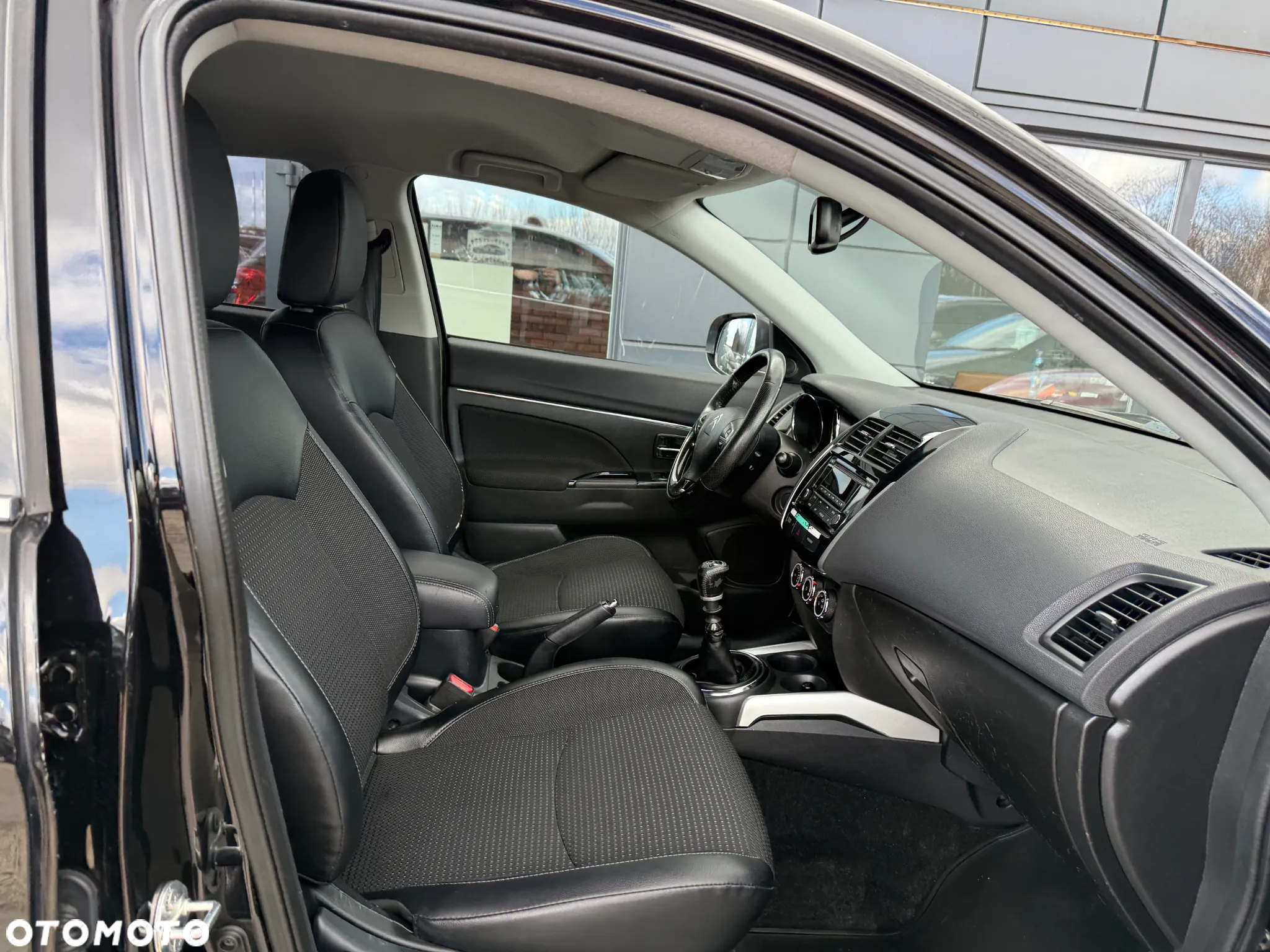 Citroën C4 Aircross e-HDi 115 Stop & Start 2WD Attraction - 23