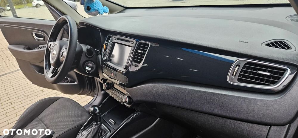 Kia Carens 1.7 CRDi Business Line 7os 7DCT - 16