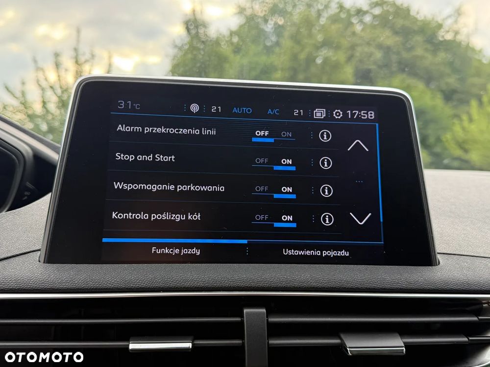 Peugeot 3008 PureTech 130 Stop & Start EAT6 Allure - 13