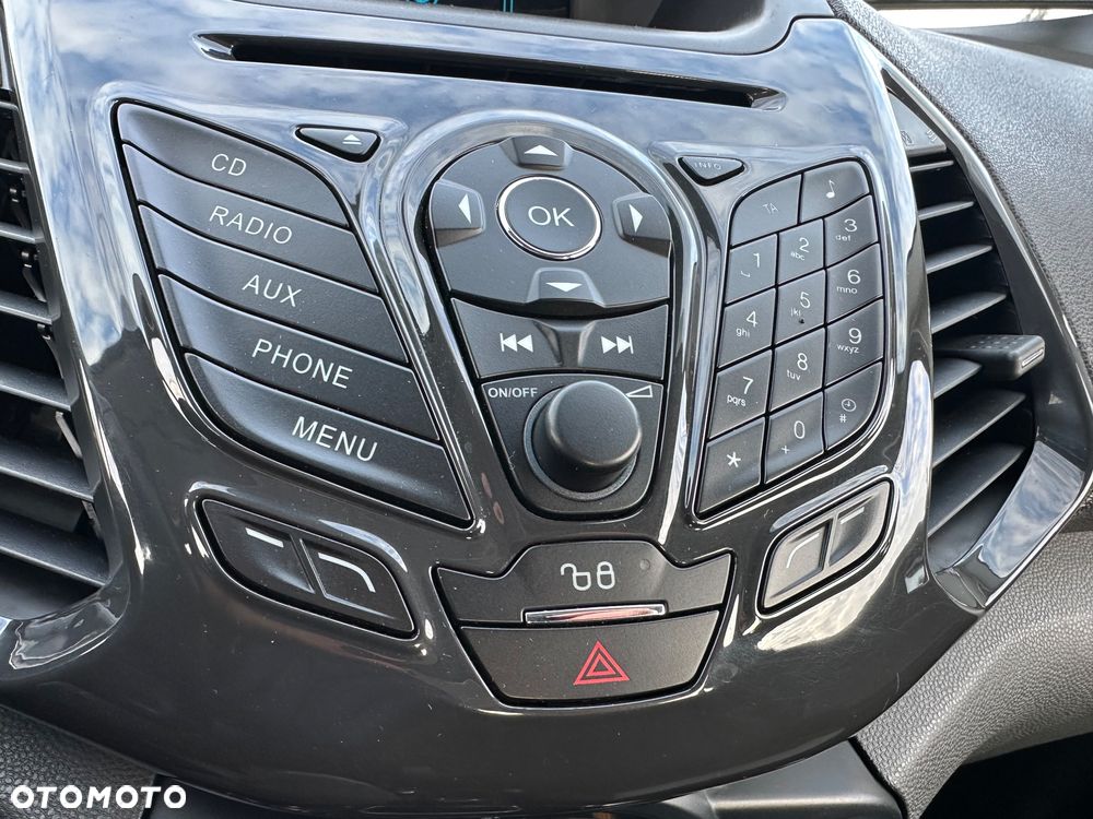 Ford EcoSport 1.5 TDCi TITANIUM - 15