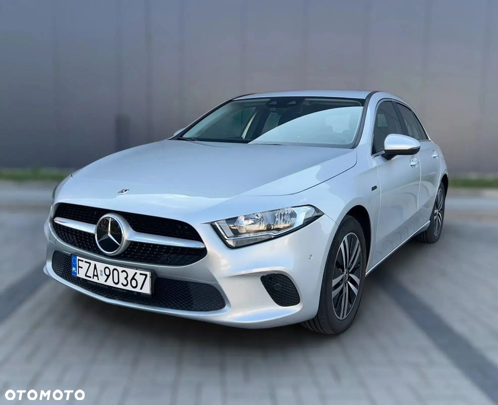 Mercedes-Benz Klasa A 250 e PHEV AMG Line 8G-DCT - 1