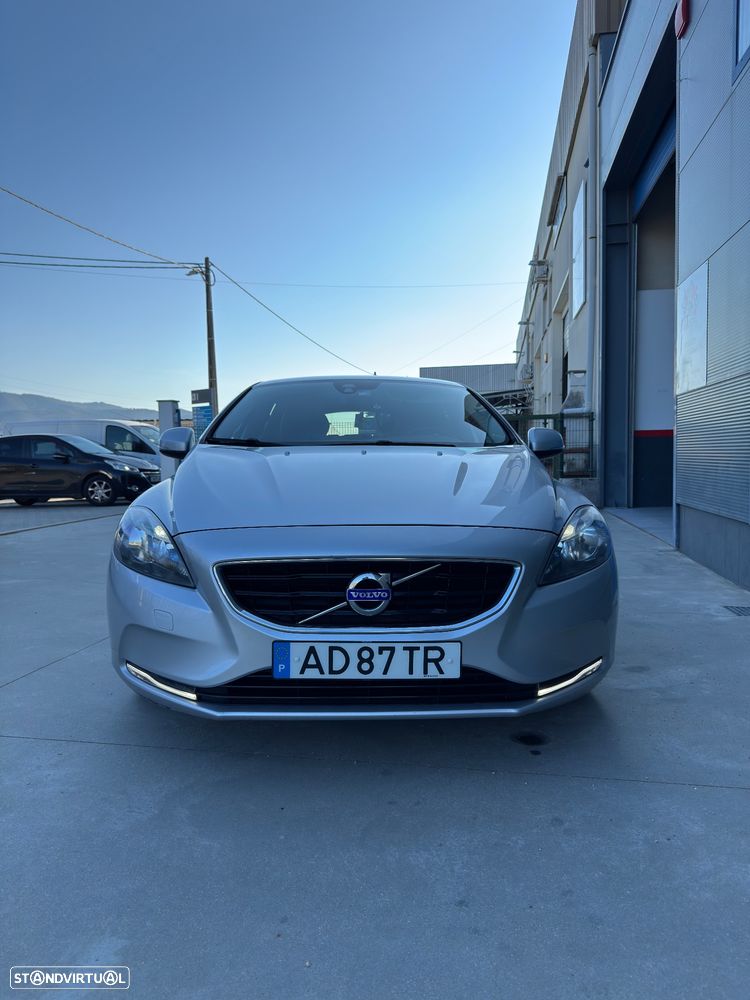 Volvo V40 D2 Kinetic - 1