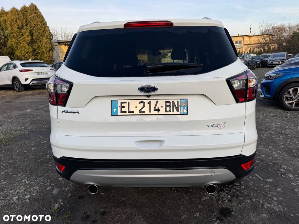Ford Kuga - 25