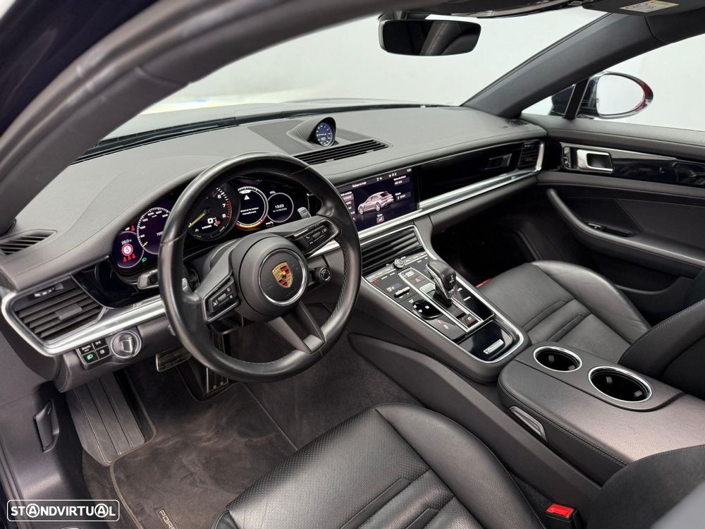 Porsche Panamera Sport Turismo 4 E-Hybrid - 8
