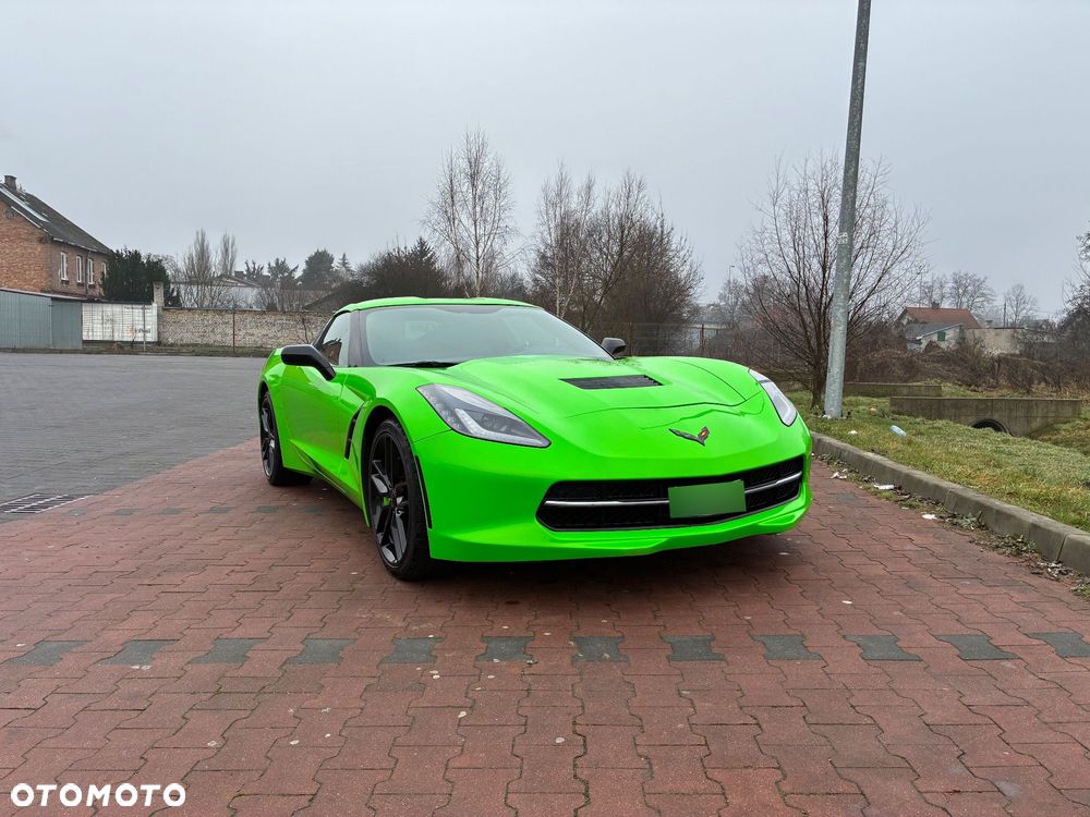 Chevrolet Corvette - 2