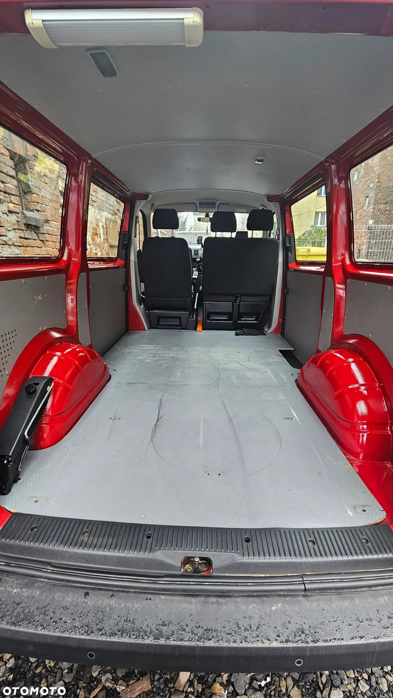 Volkswagen Transporter - 8