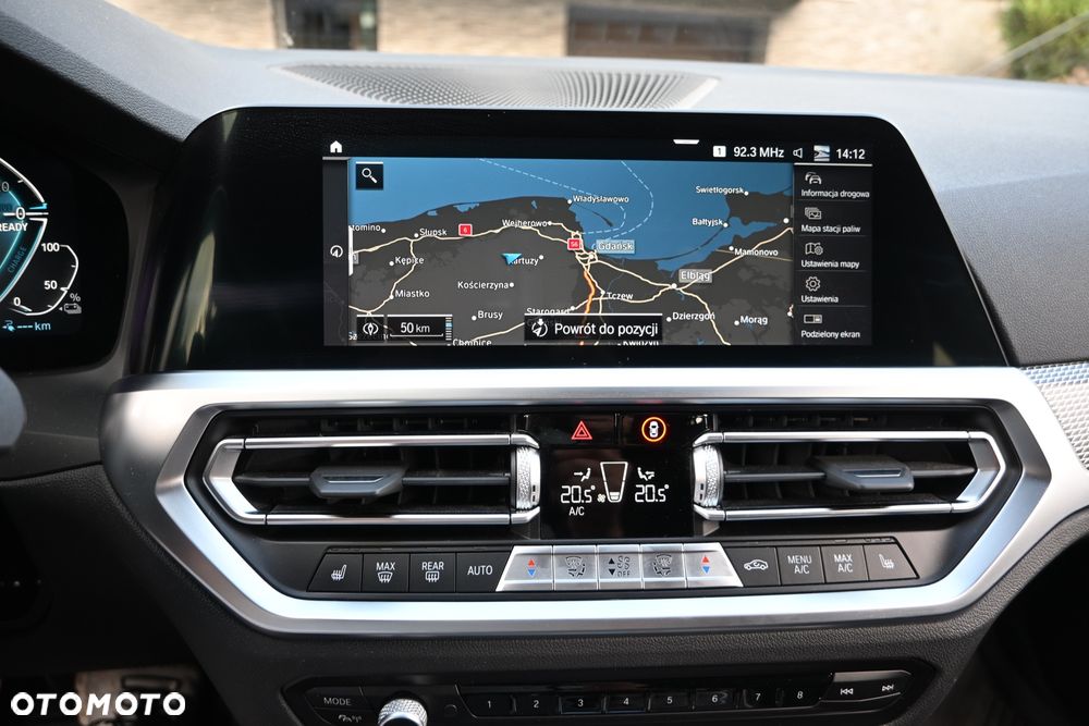 BMW Seria 3 320e M Sport - 14