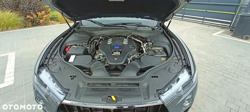 Maserati Levante S Q4 - 25