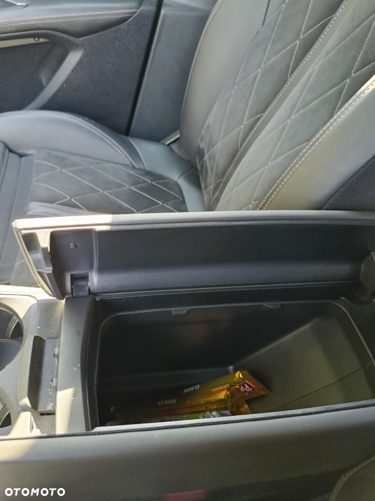 Peugeot 3008 BlueHDi 180 Stop & Start EAT8 GT - 23
