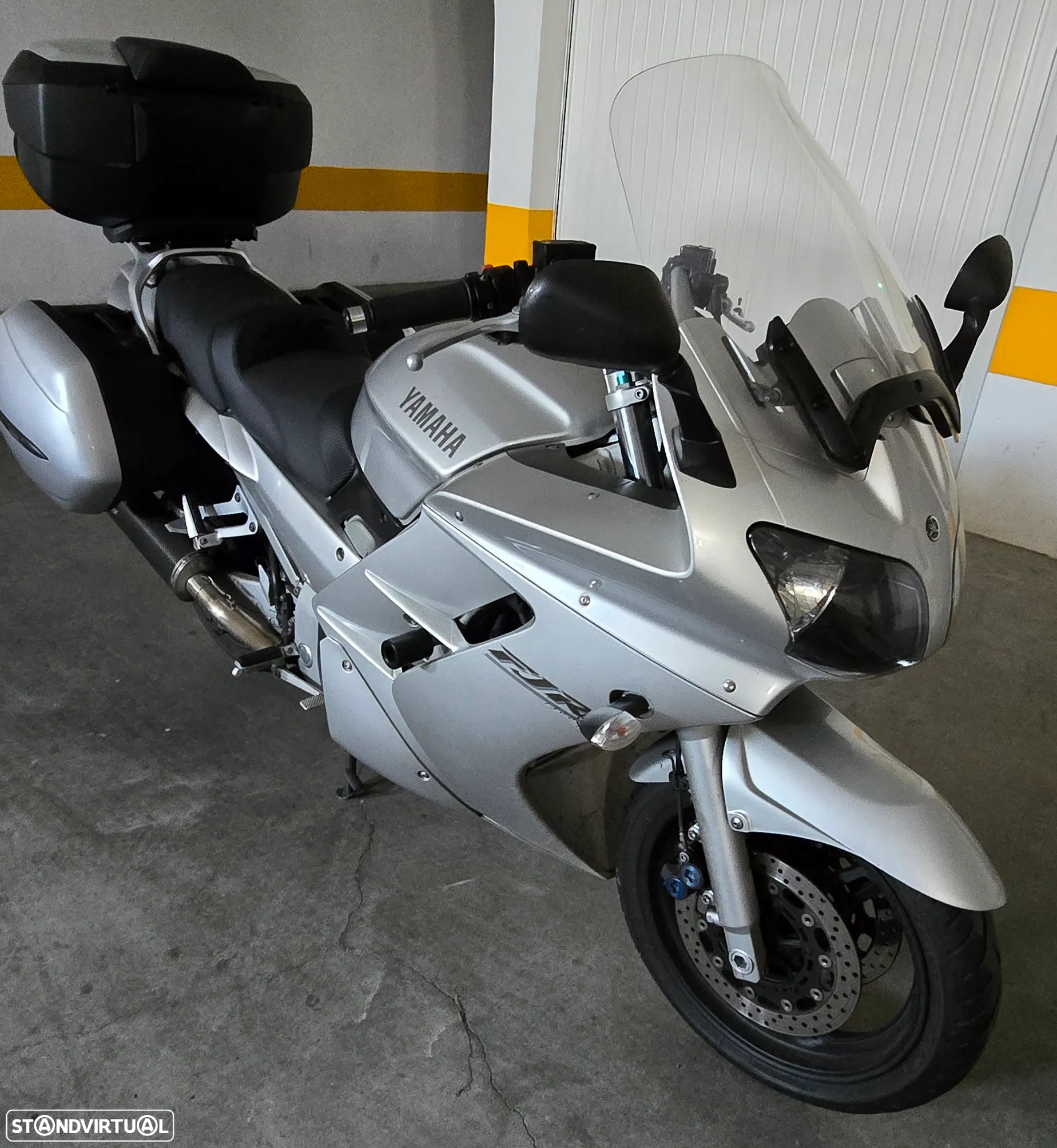 Yamaha FJR 2001 - 4