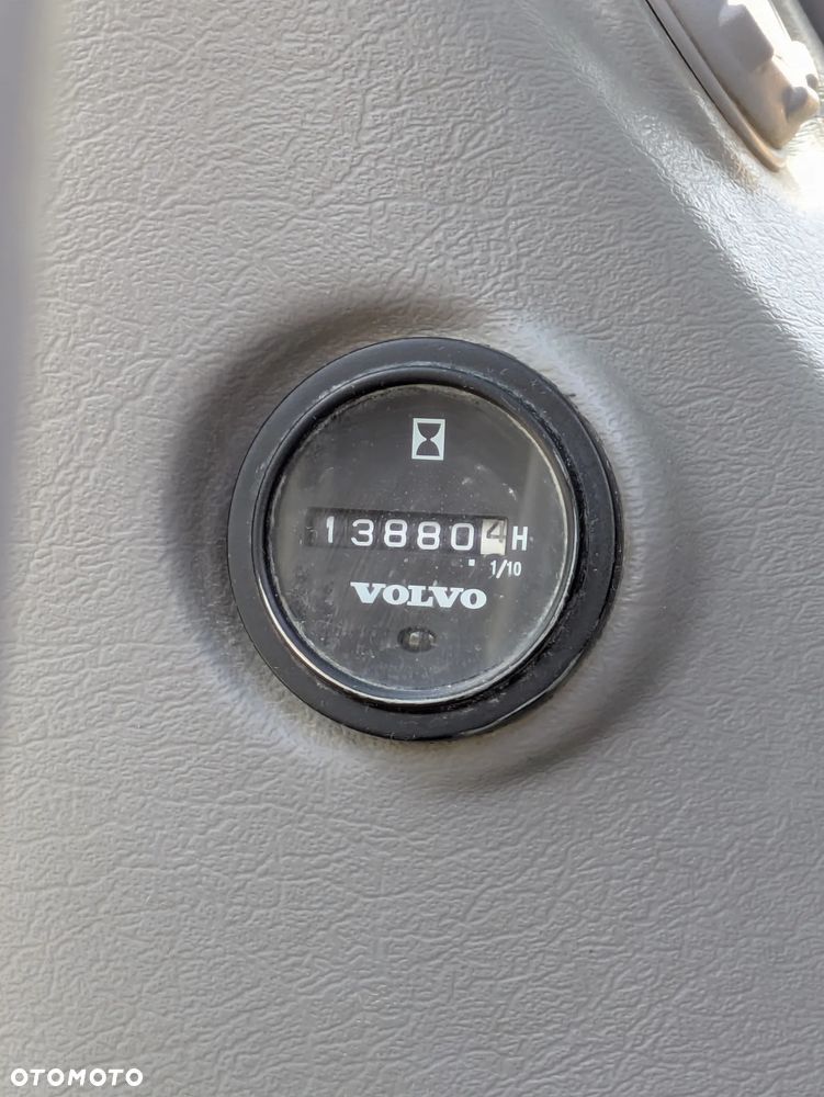 Volvo 140 - 19
