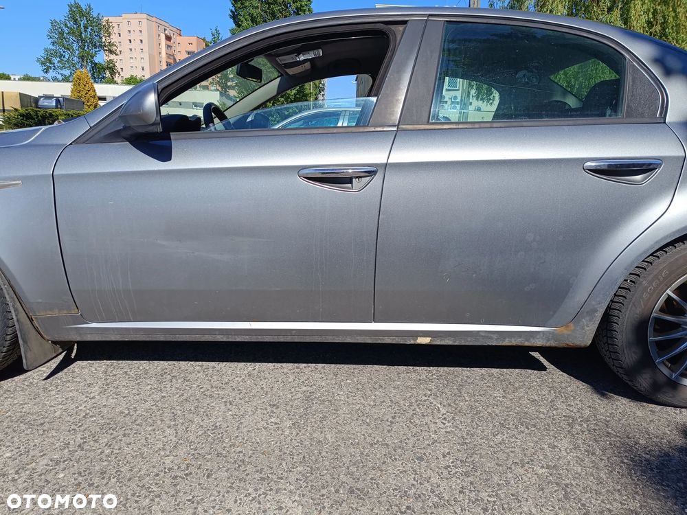 Alfa Romeo 159 1.9JTDM ti - 4