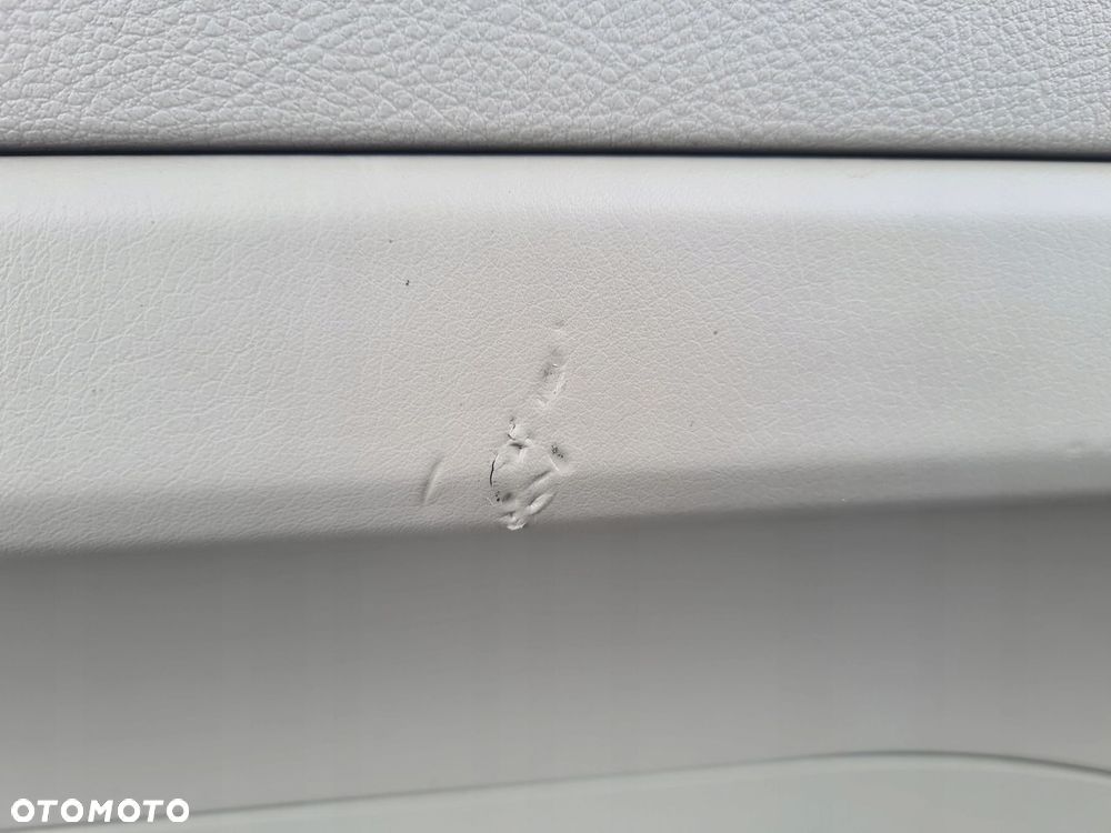 VW T5 T6 CALIFORNIA BEACH tapicerka boczek lewy środek - 5