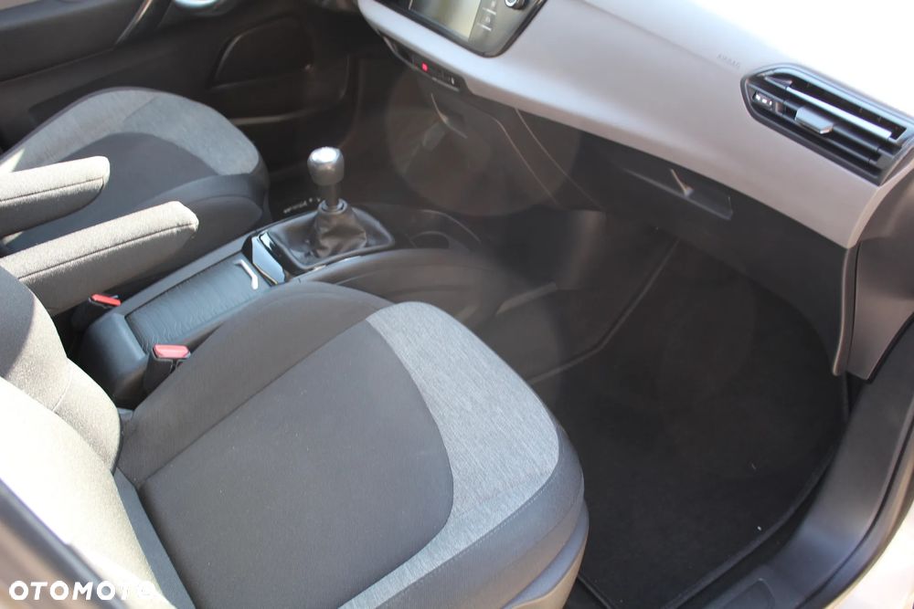 Citroën C4 Picasso - 19
