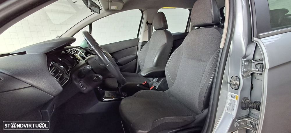 Citroën C3 1.2 PureTech Collection - 10