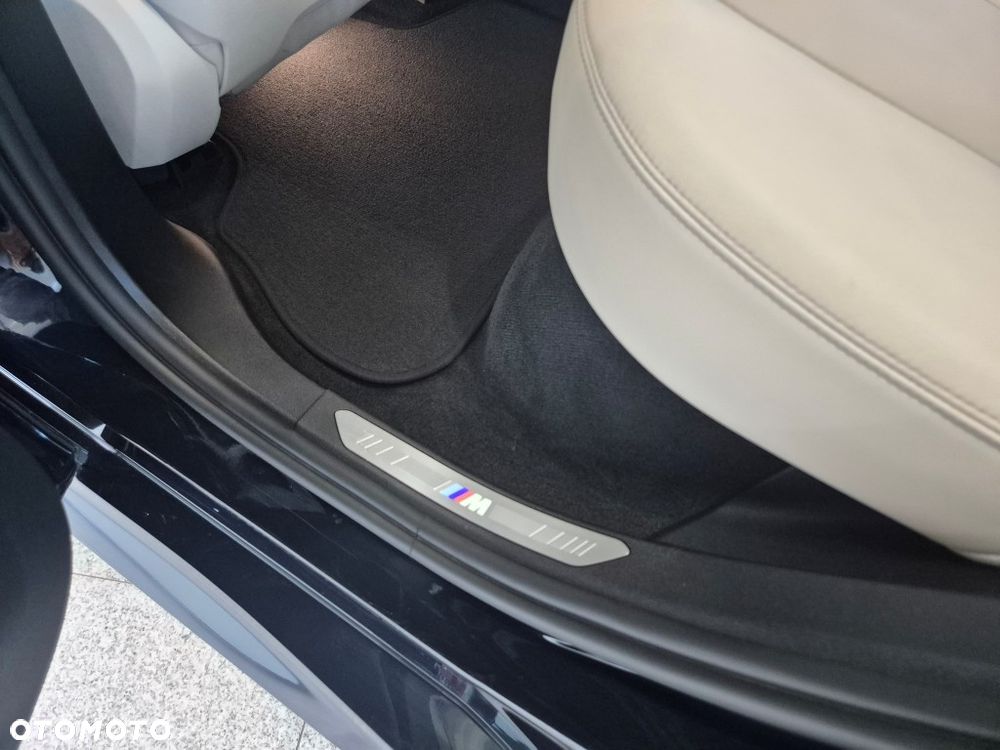 BMW X5 xDrive40d mHEV - 24