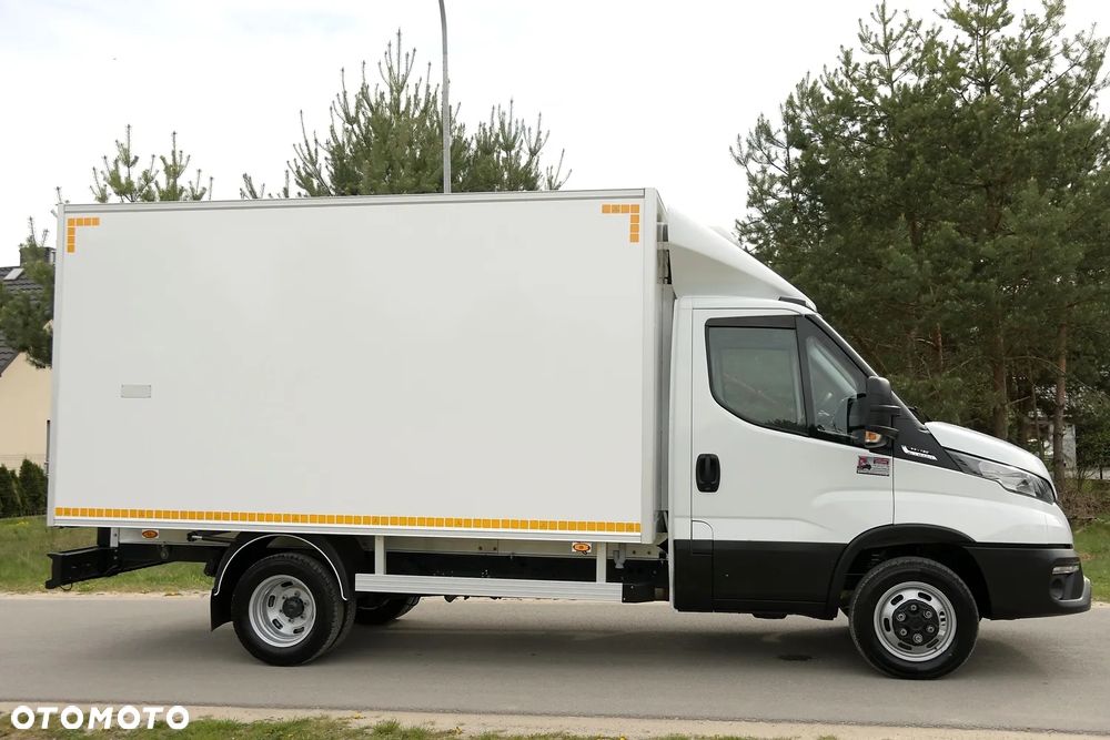 Iveco DAILY 35-180 * CHŁODNIA / MROŹNIA * THERMO KING V300 MAX * HiMATIC * IDEALNY STAN!* JAK NOWY! - 9