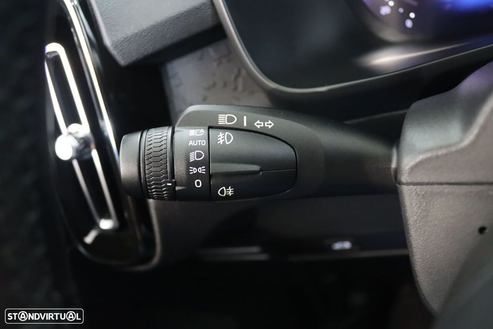 Volvo C40 Recharge 82 kWh Single M. Extended Range RWD Core - 14
