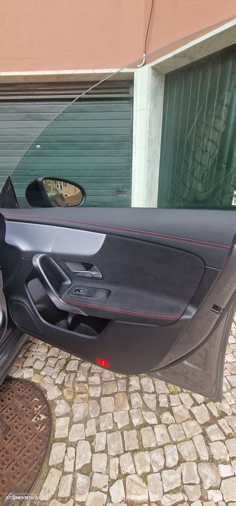 Mercedes-Benz CLA 200 d Shooting Brake AMG Line Aut. - 10