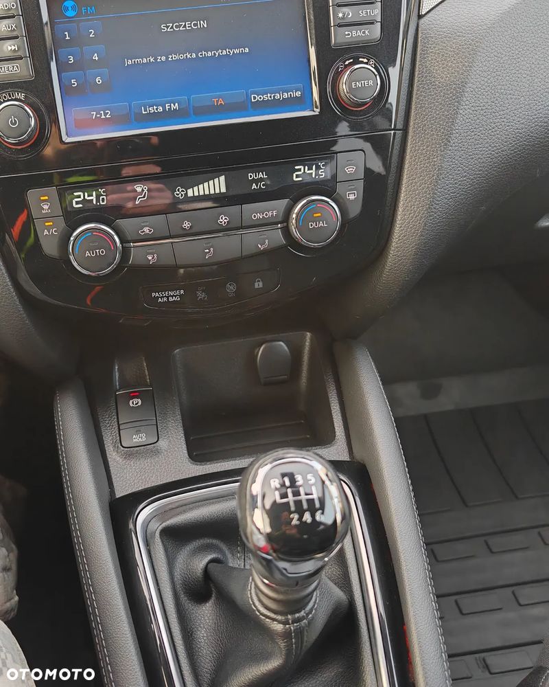 Nissan Qashqai 1.6 DIG-T Tekna - 28