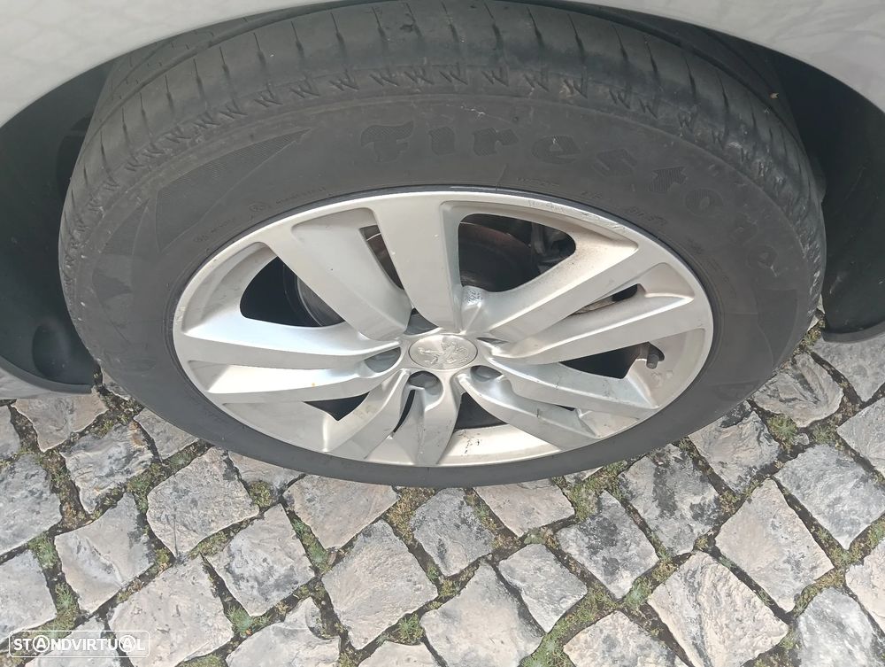 Peugeot 308 SW BlueHDi 130 Stop & Start Active - 15