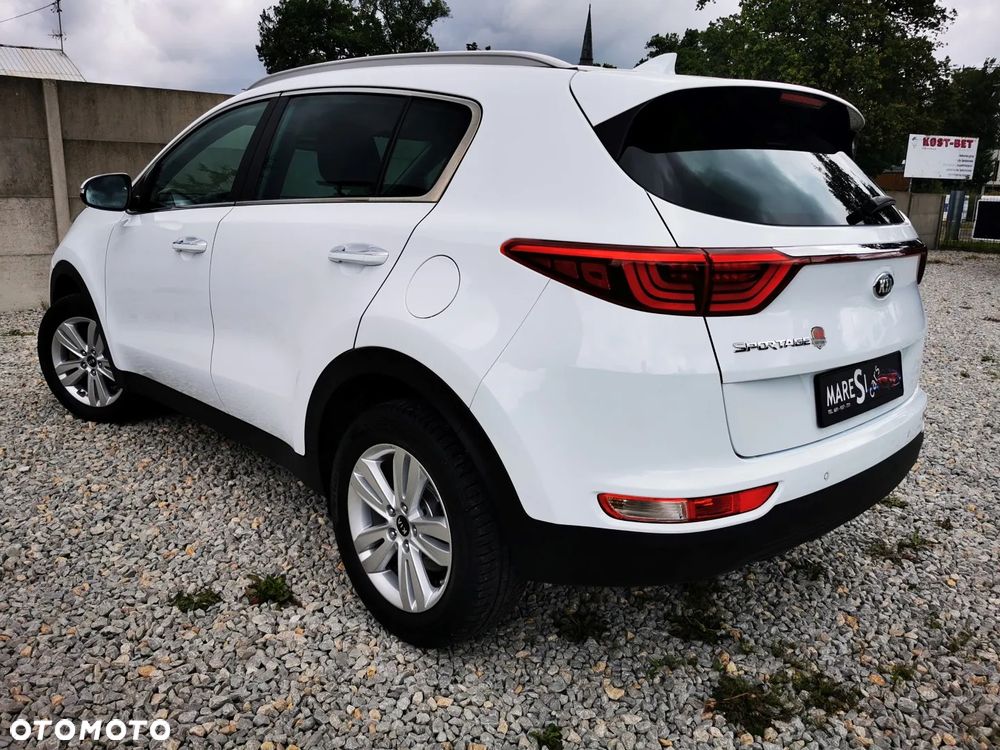 Kia Sportage 1.6 GDI 2WD DREAM-TEAM EDITION - 6