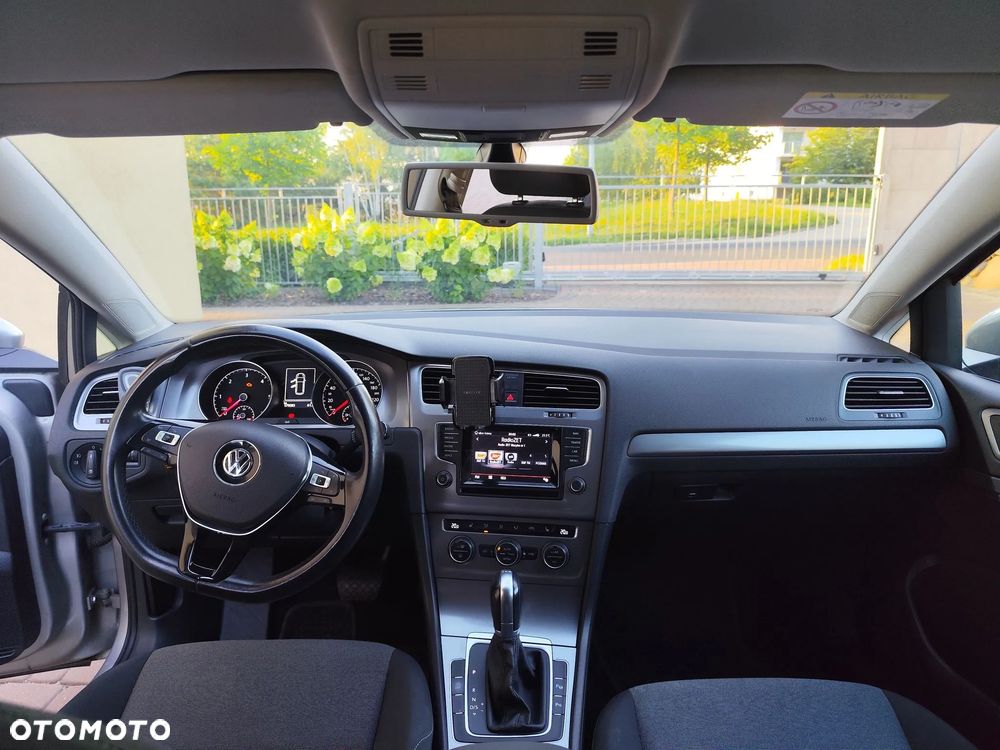 Volkswagen Golf 1.6 TDI BlueMot Comfortline DSG - 17