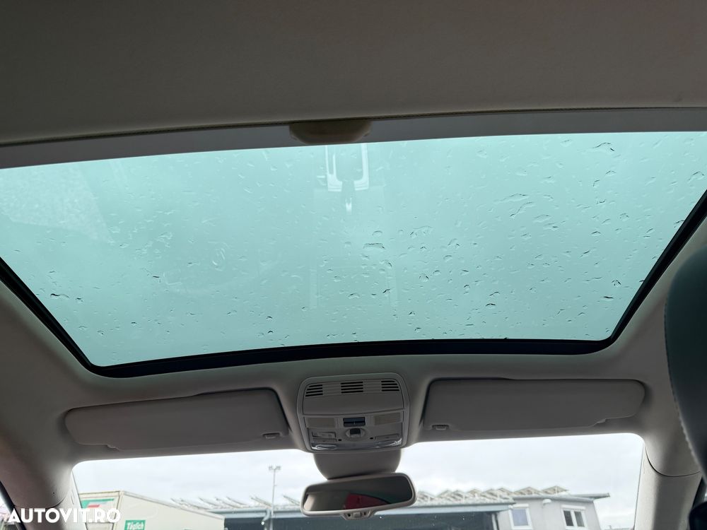 Volkswagen Passat CC 2.0 TDI BlueMotion Technology DSG - 25