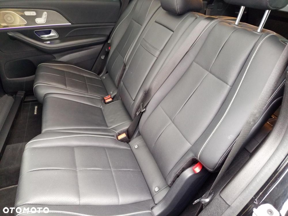 Mercedes-Benz GLS - 16