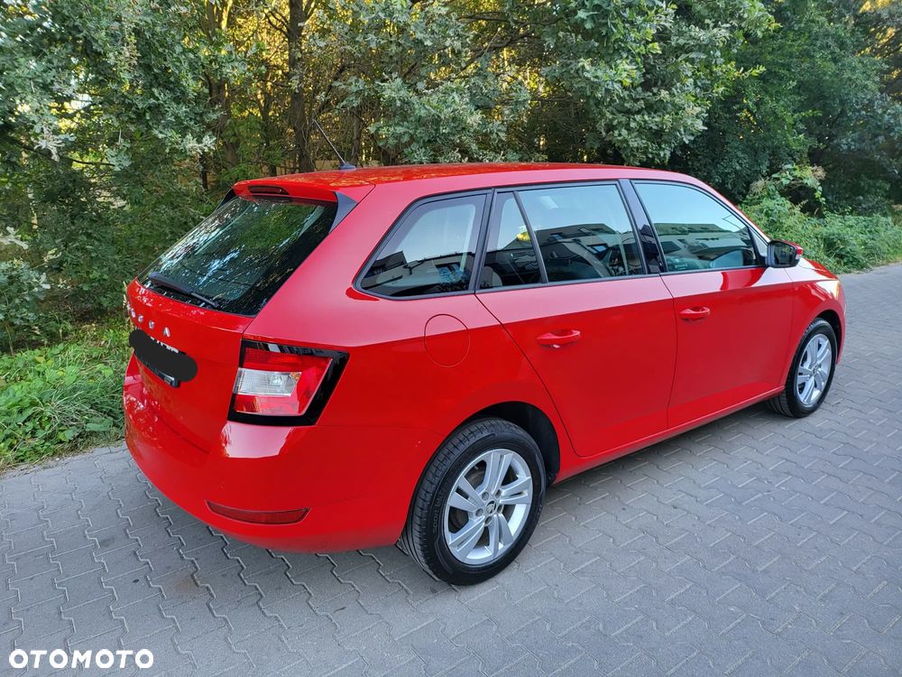 Skoda Fabia 1.0 TSI Ambition - 2