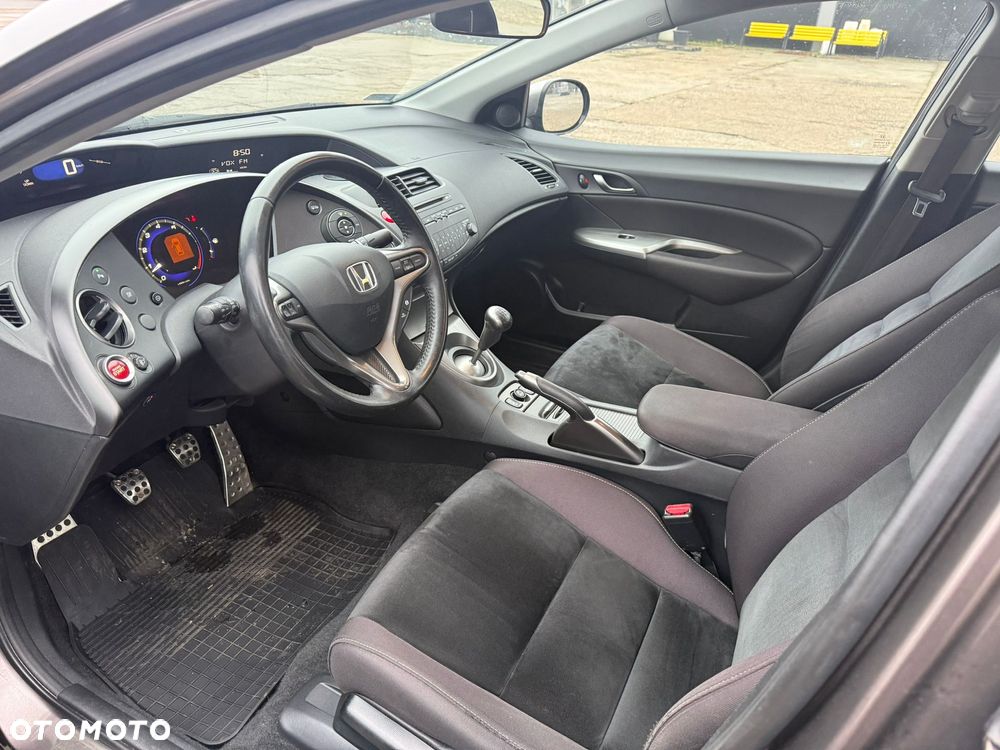 Honda Civic 1.8 Sport - 15