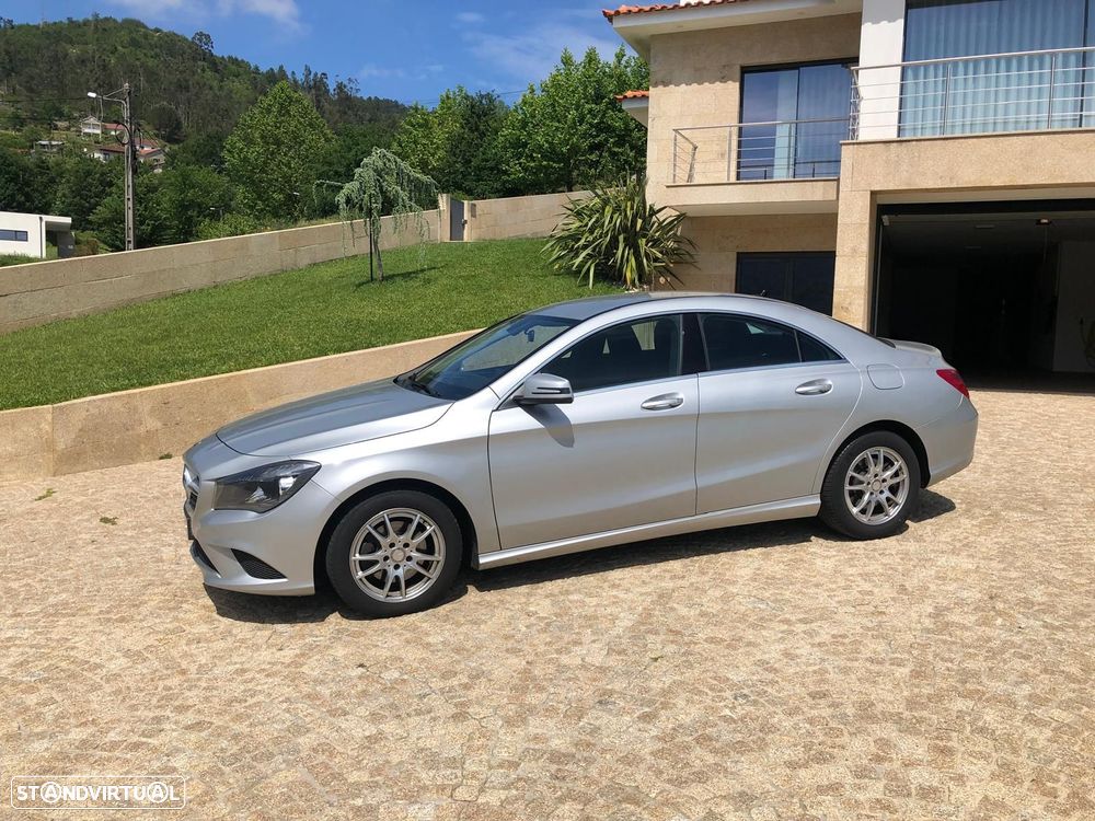 Mercedes-Benz CLA 200 CDI Urban - 8