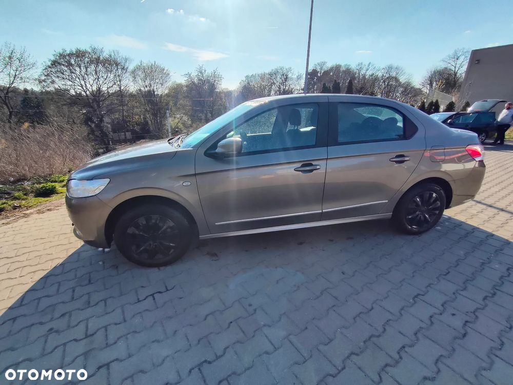 Peugeot 301 1.2 Pure Tech Active - 17