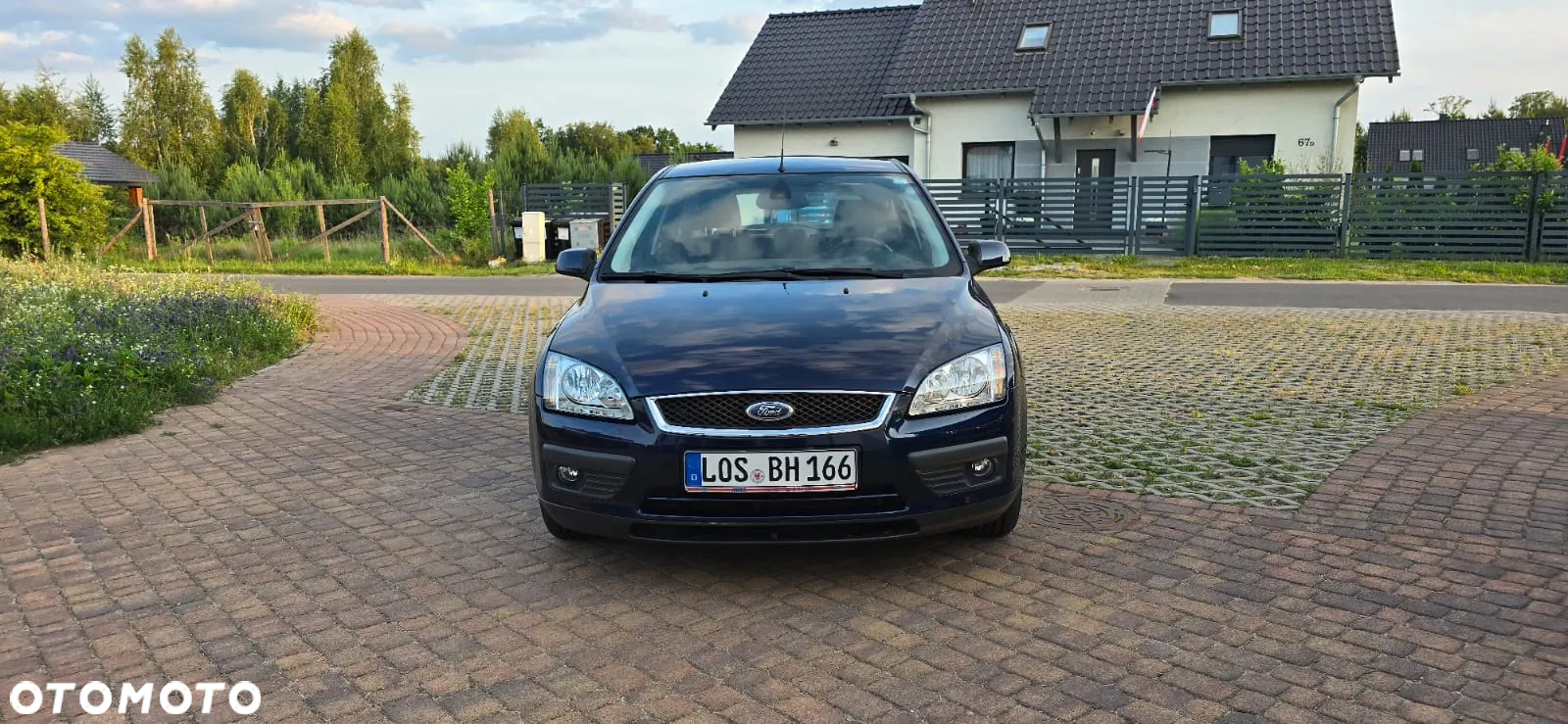 Ford Focus 1.6 Ghia - 2