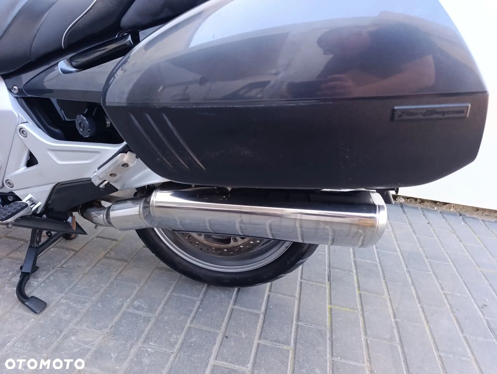 Honda ST - 19