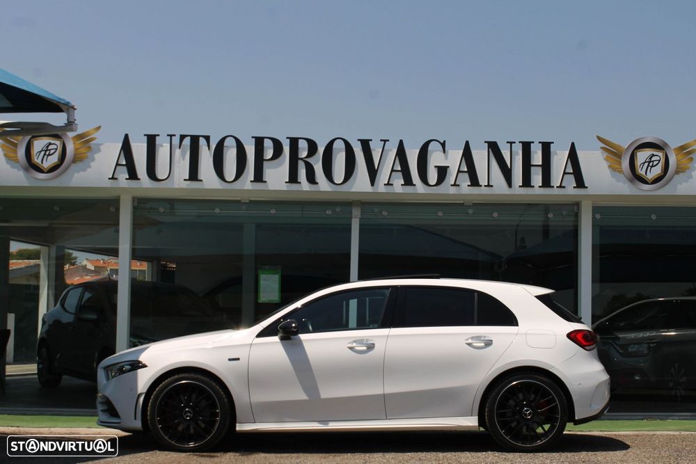 Mercedes-Benz A 250 e 8G-DCT AMG Line - 54