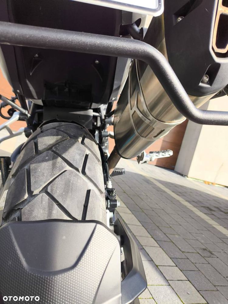 Benelli TRK 502X - 16