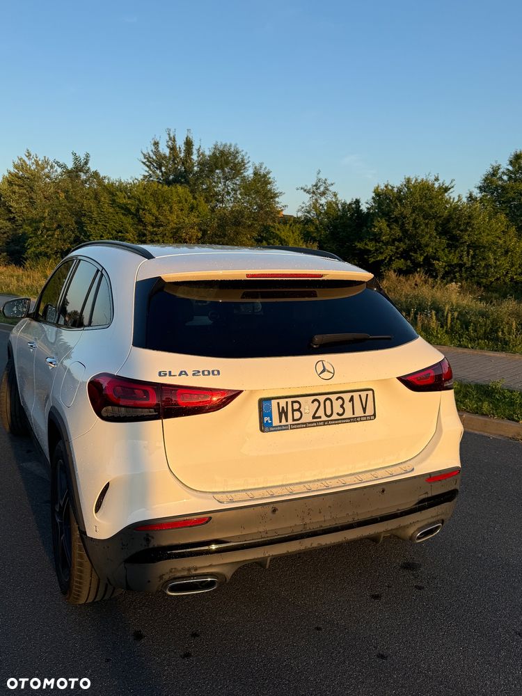 Mercedes-Benz GLA 200 AMG Line - 6