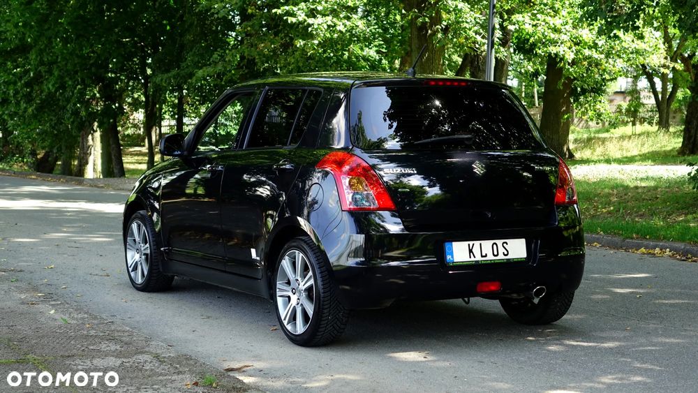 Suzuki Swift 1.3 Black and White - 30