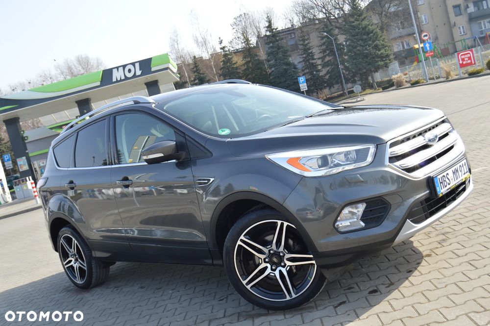 Ford Kuga 1.5 EcoBoost 2x4 Titanium - 13