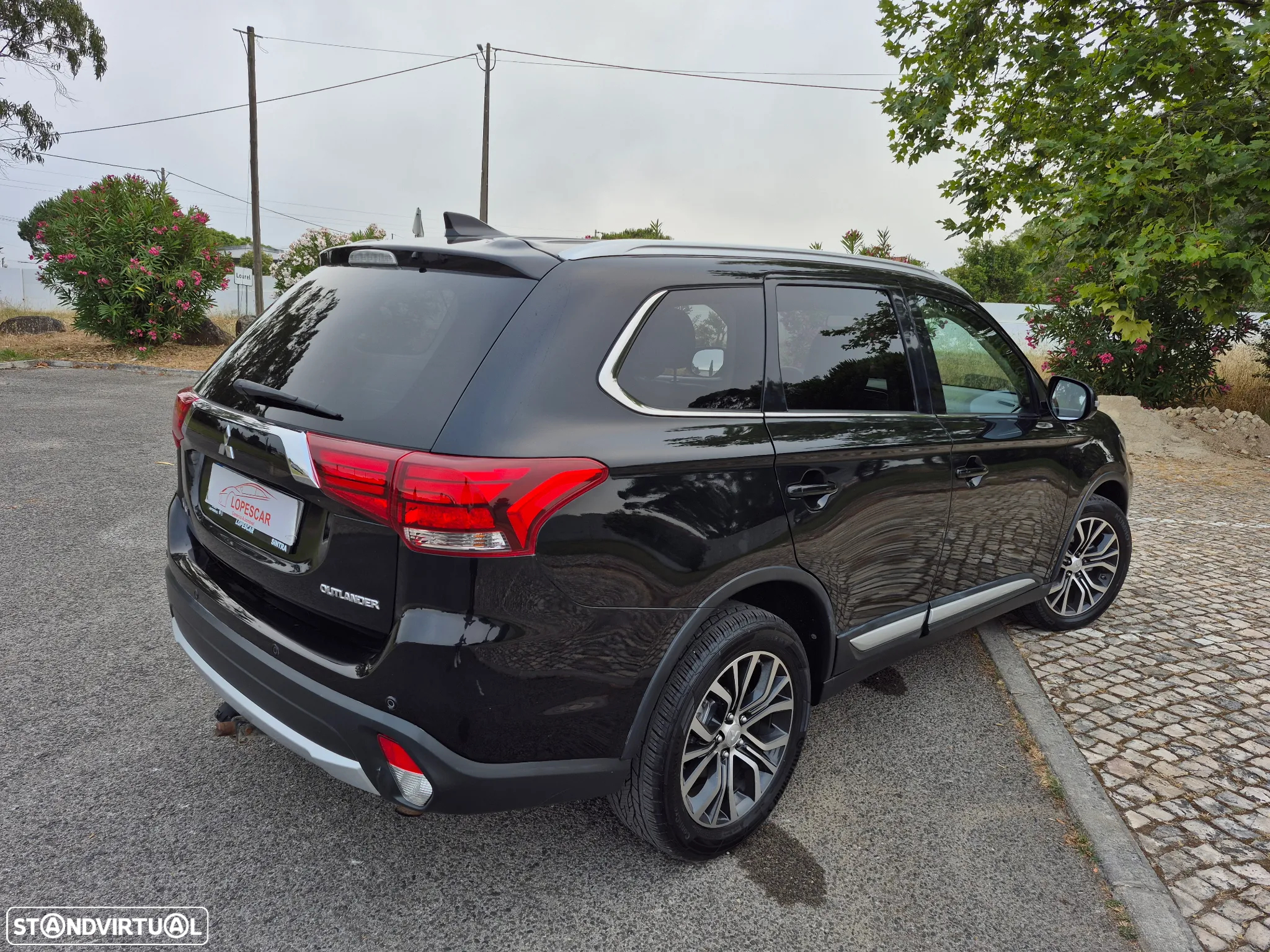 Mitsubishi Outlander 2.2 DI-D Instyle Navi - 6